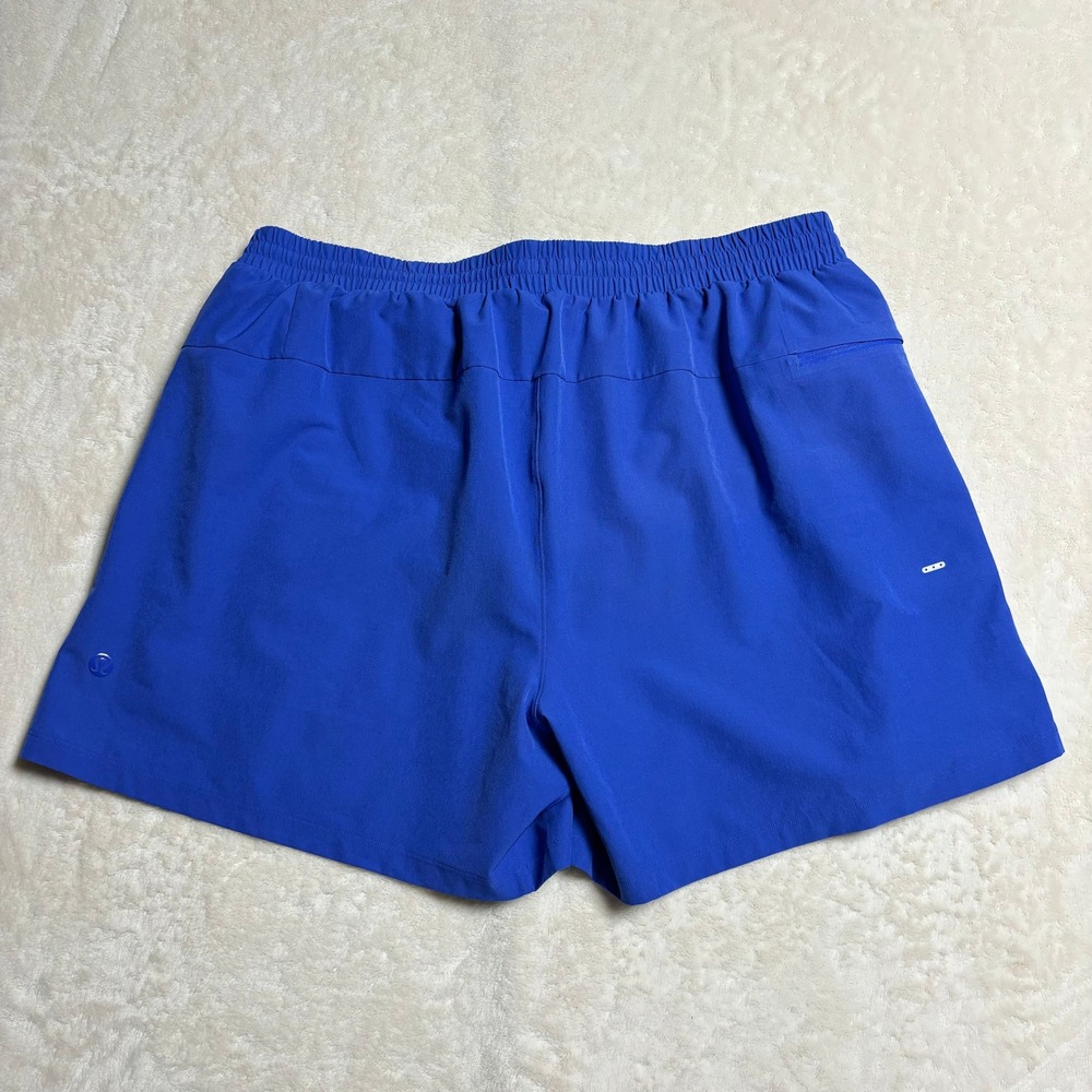 Lululemon Mens Pool Swim‎ Shorts Size XXL 5" Blue Lined Pockets Beach M7AWXS - Picture 8 of 12